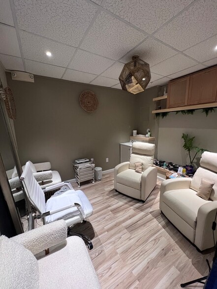 More Photos Of 2300 Pennsylvania Ave, Wilmington Medical For Sale
