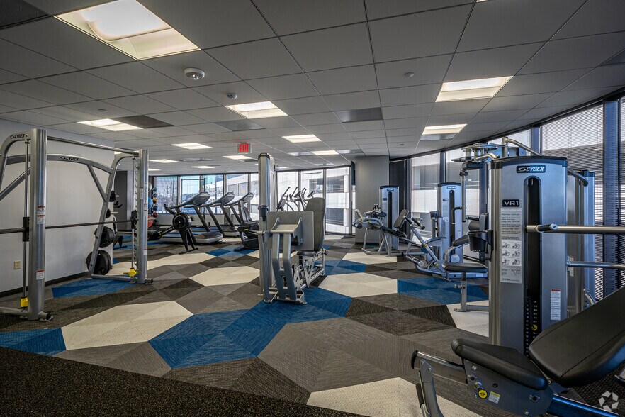 More Photos Of 363 N Sam Houston Pky E, Houston Office For Lease