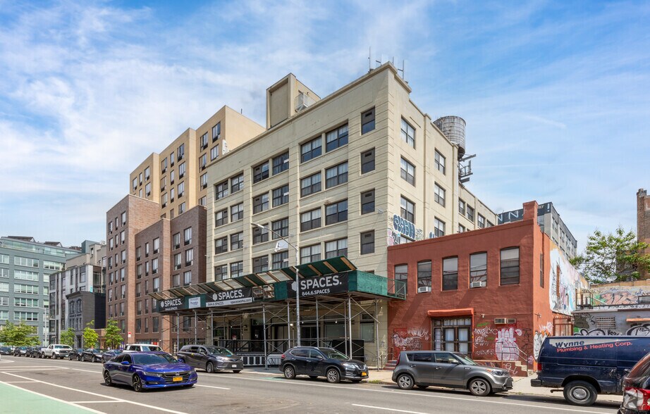 More Photos Of 109 S 5th St, Brooklyn Coworking Space