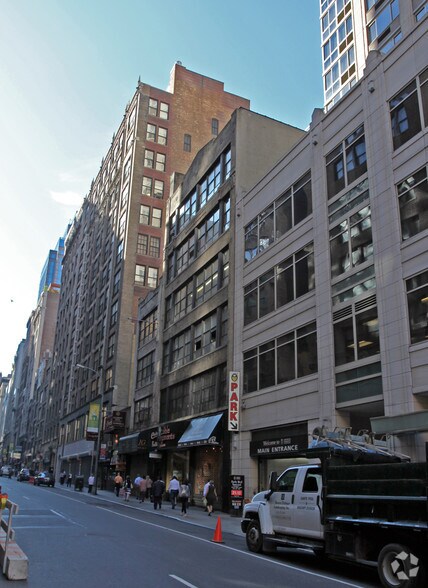 More Photos Of 60-64 W 38th St, New York Office For Lease