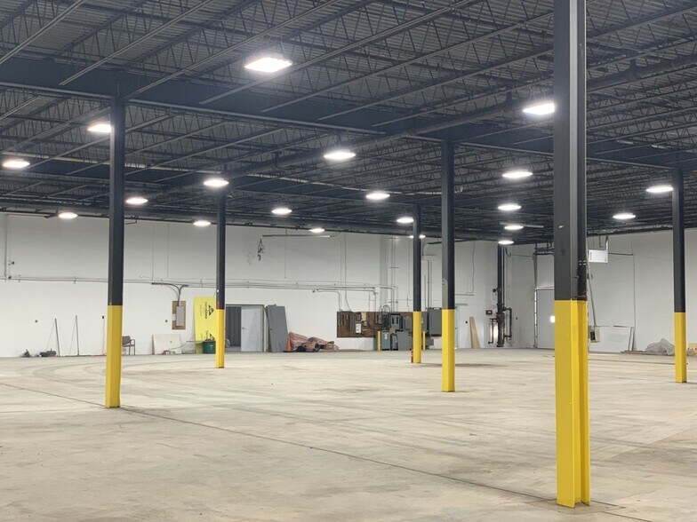 More Photos Of 1 Taylor Blvd, Mechanicsburg Manufacturing For Lease