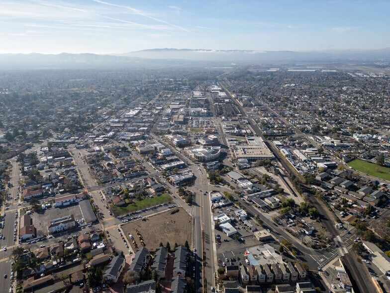 More Photos Of 2653 Old 1st St, Livermore Auto Repair For Sale