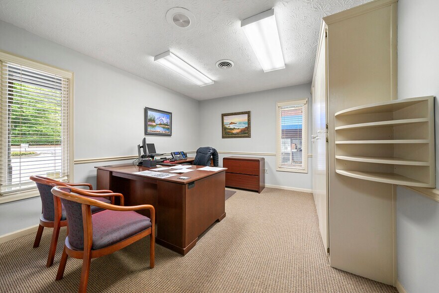 More Photos Of 125-145 E Georgia Ave, Fayetteville Freestanding For Sale