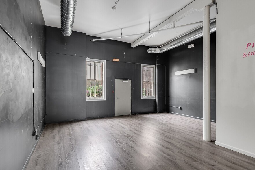 More Photos Of 1018-1020 Valencia St, San Francisco Storefront Retail Residential For Lease