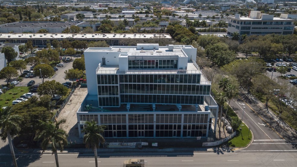 Primary Photo Of 10450 NW 33rd St, Doral Office For Sale