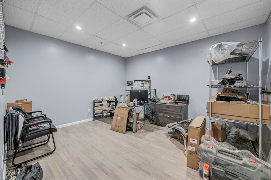 More Photos Of 1025 E Fifth Ave, Columbus Warehouse For Lease