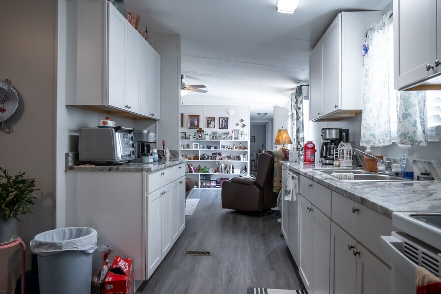 More Photos Of 3655 Neese Commerce Rd, Hull Multifamily For Sale