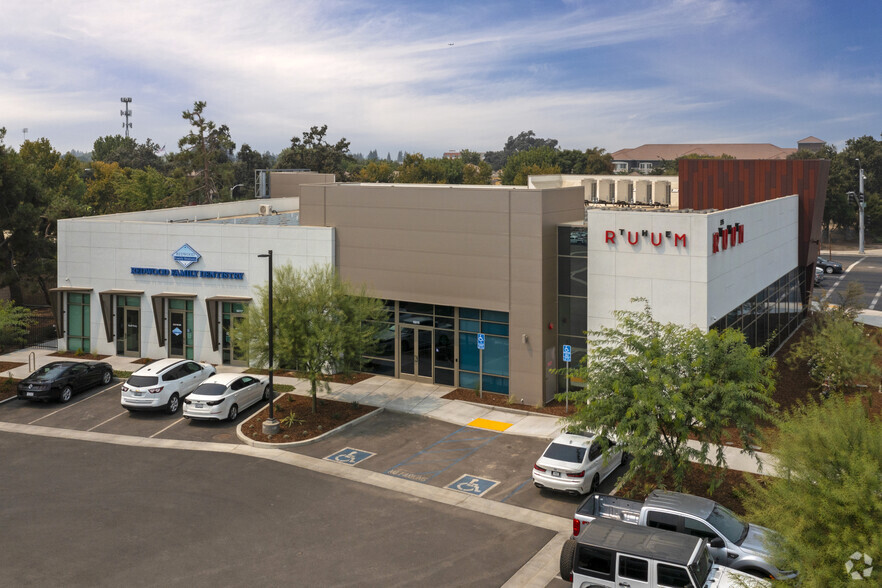 Primary Photo Of 5215 W Noble St, Visalia Office For Lease