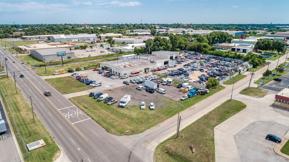 More Photos Of 400 N Macarthur Blvd, Oklahoma City Warehouse For Sale