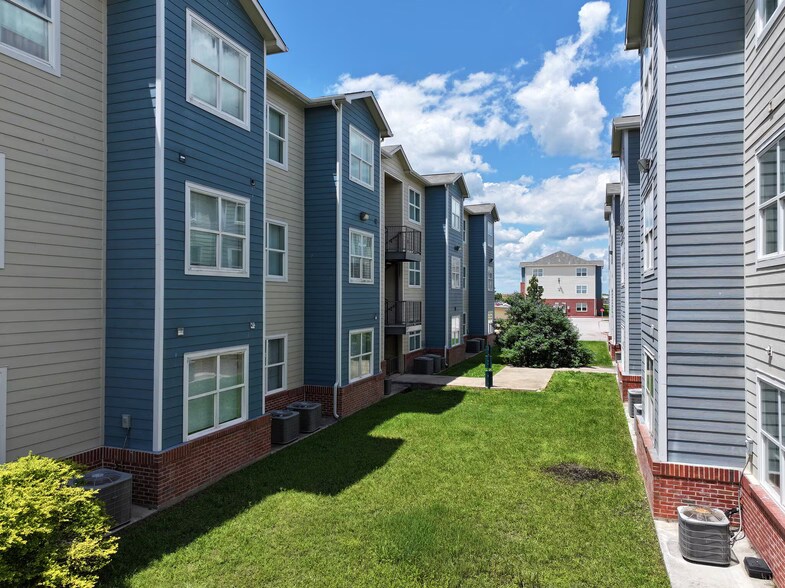 More Photos Of 23104 Richards Rd, Prairie View Apartments For Sale