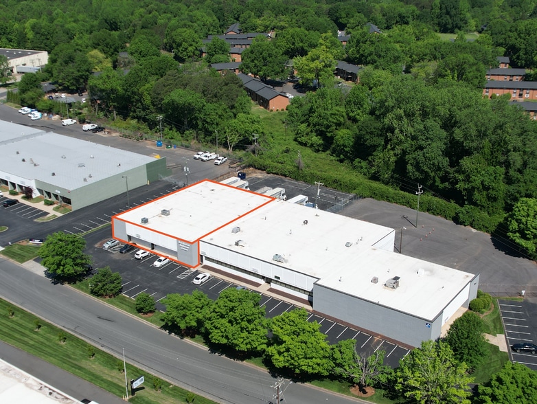More Photos Of 4210-4300 Revolution Park Dr, Charlotte Warehouse For Lease