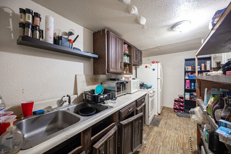 More Photos Of 5900 Cassedy Ln, Las Vegas Apartments For Sale