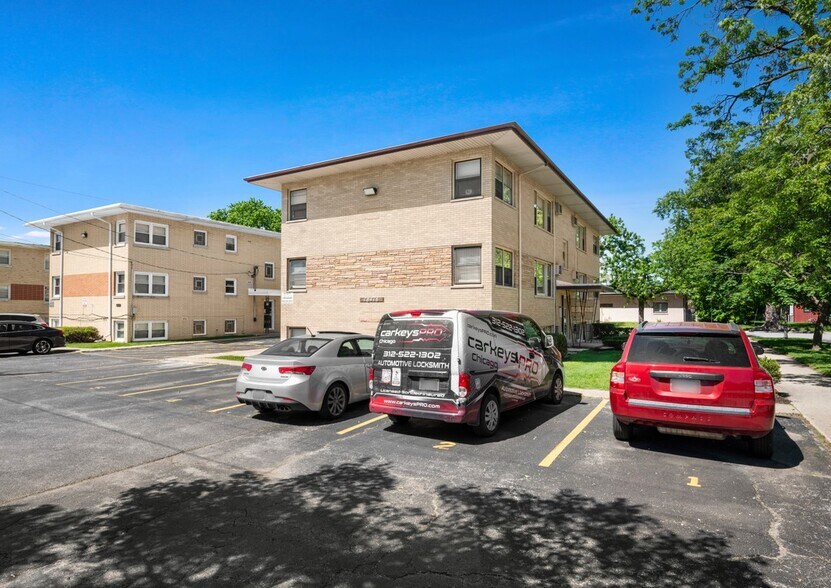 More Photos Of , Lansing Multifamily For Sale