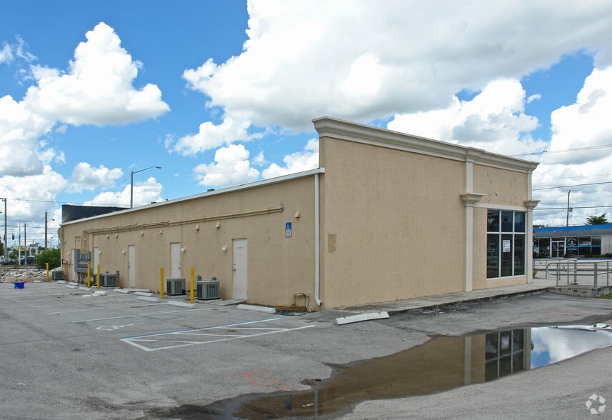 More Photos Of 2930 Forest Hill Blvd, West Palm Beach Storefront For Lease