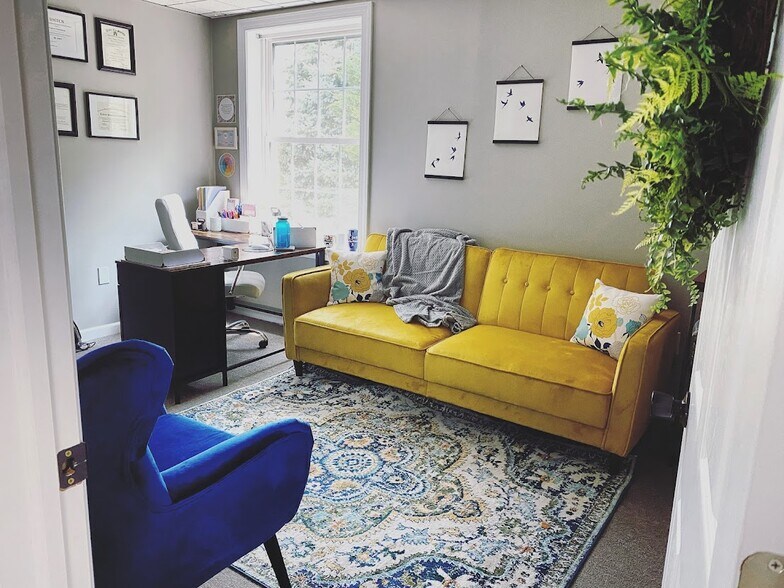 More Photos Of 110 Hopewell Rd, Downingtown Medical For Lease