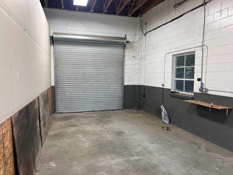 More Photos Of 5826 Columbus Rd, Macon-Bibb Flex For Lease