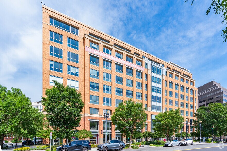 More Photos Of 601 New Jersey Ave NW, Washington Office For Lease