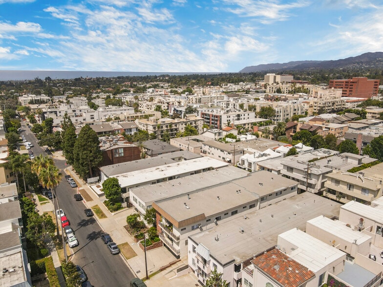 More Photos Of 11733 Mayfield Ave, Los Angeles Apartments For Sale