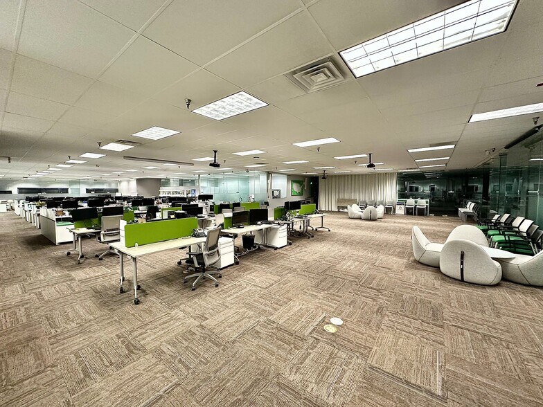 More Photos Of 185 W Chestnut Ave, Monrovia Office For Sale