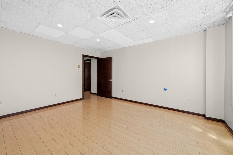 More Photos Of 459 Broadway, Everett Office For Lease