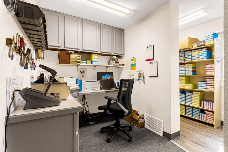 More Photos Of 1625 E Platte Ave, Colorado Springs Medical For Sale