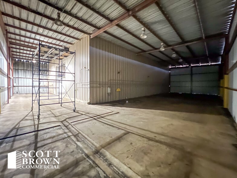 More Photos Of 212 Lake Rd, Bridgeport Industrial For Lease