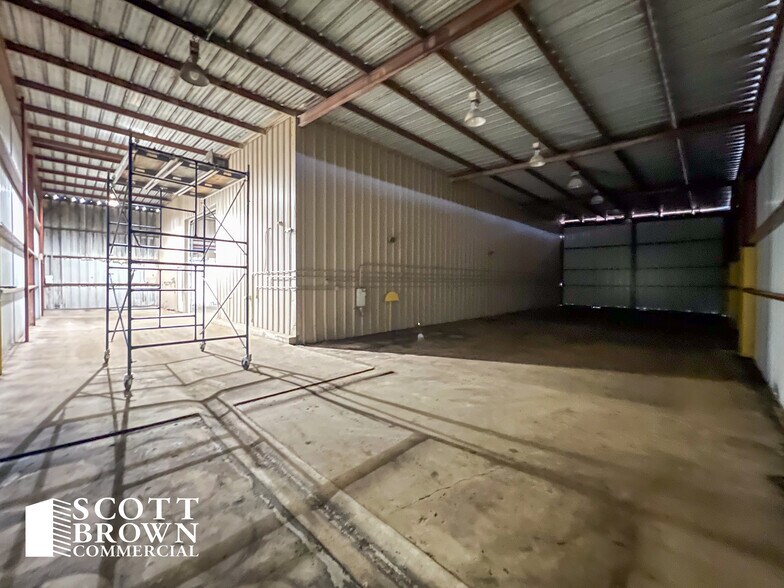 More Photos Of 212 Lake Rd, Bridgeport Industrial For Sale