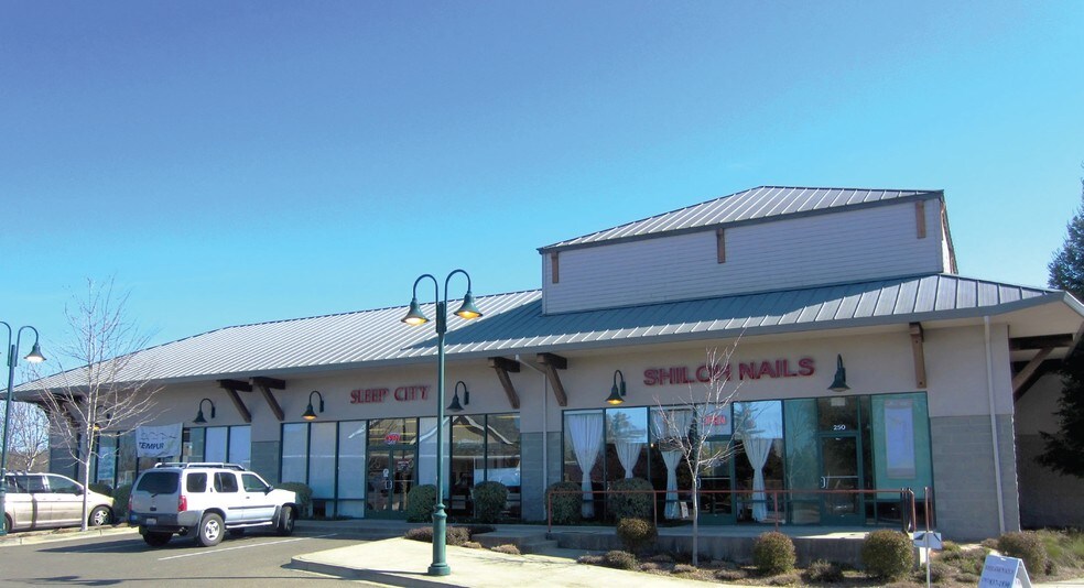 More Photos Of 6580 Hembree Ln, Windsor Storefront Retail Office For Lease