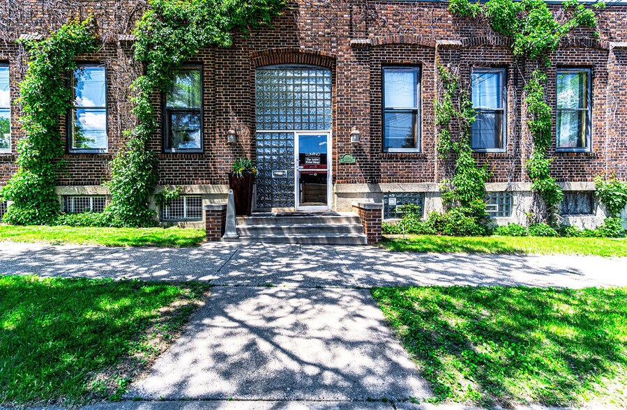 More Photos Of 1828 Jefferson St NE, Minneapolis Loft Creative Space For Lease