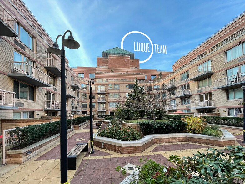 Primary Photo Of 360 W 50th St, New York Apartments For Sale