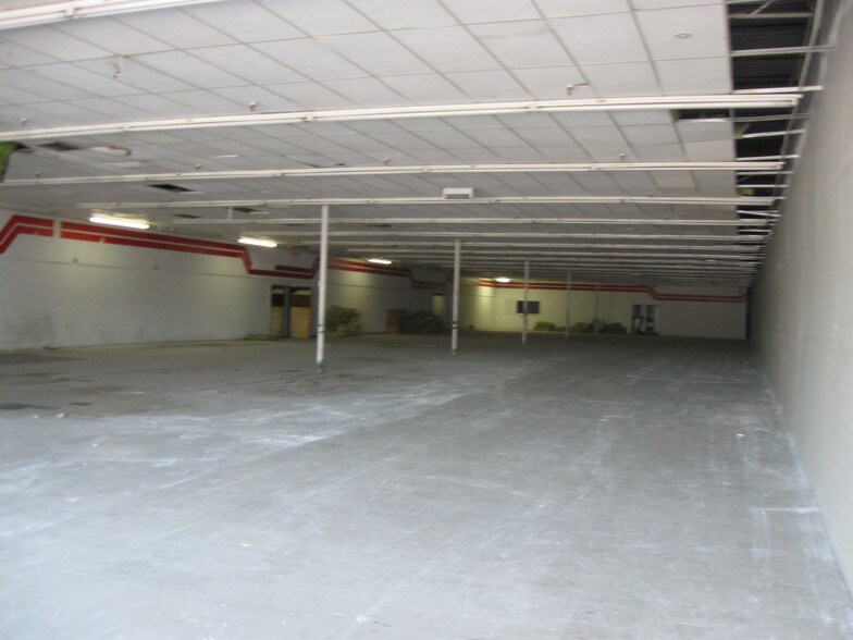 More Photos Of 5101 Gus Thomasson Rd, Mesquite Unknown For Lease