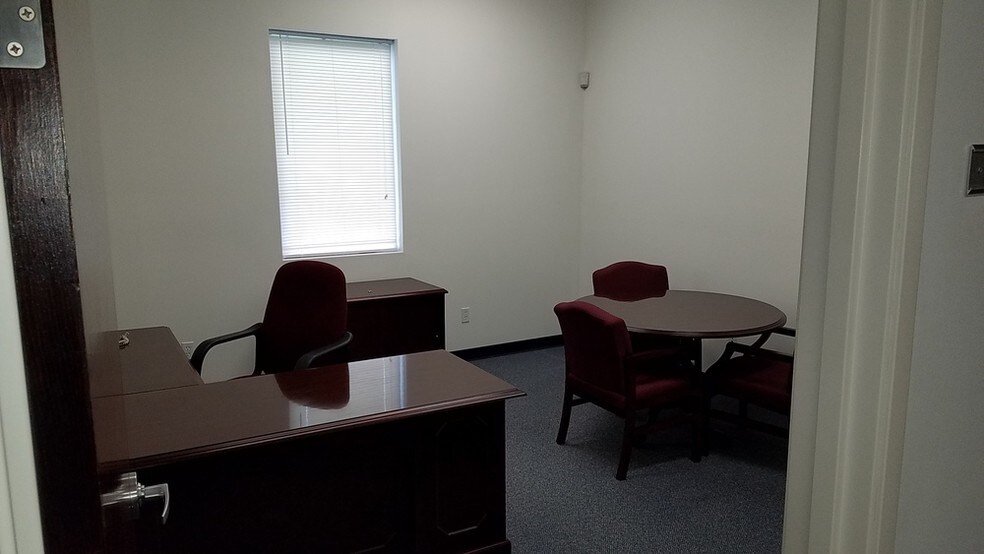 More Photos Of 8208 Salyer Dr, Wallops Island Office For Lease
