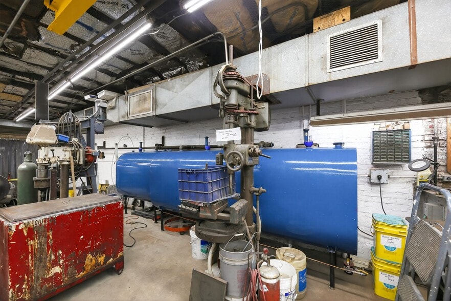 More Photos Of 3341-43 D St, Philadelphia Manufacturing For Sale