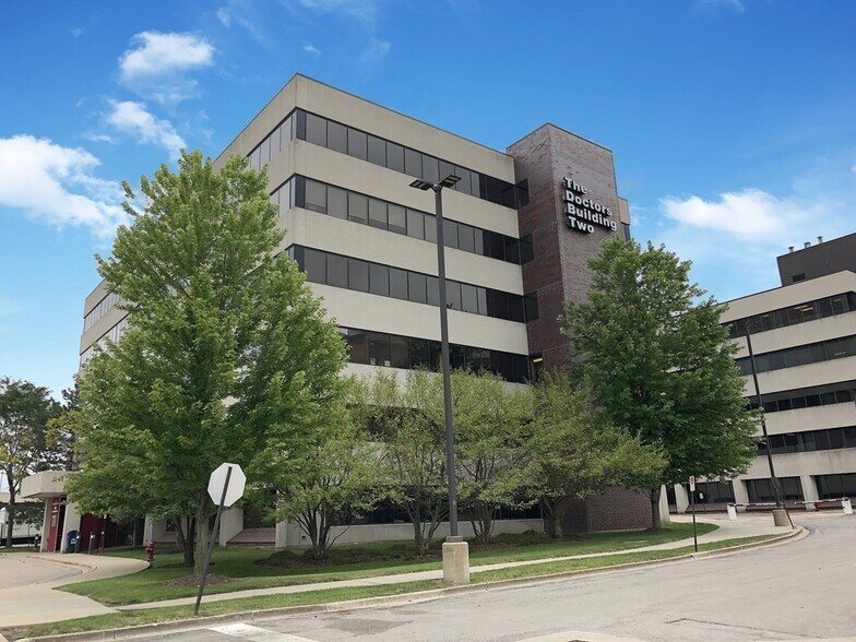 More Photos Of 1585 N Barrington Rd, Hoffman Estates Medical For Sale