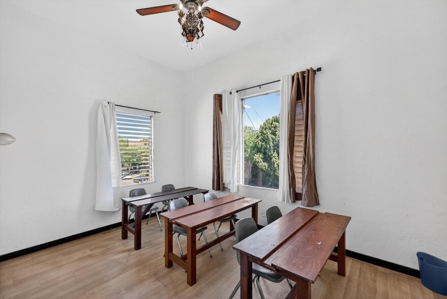 More Photos Of 7101 Menlo Ave, Los Angeles Religious Facility For Sale