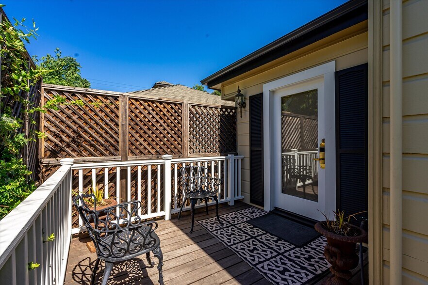More Photos Of 1139 Lincoln Ave, Calistoga Hospitality For Sale