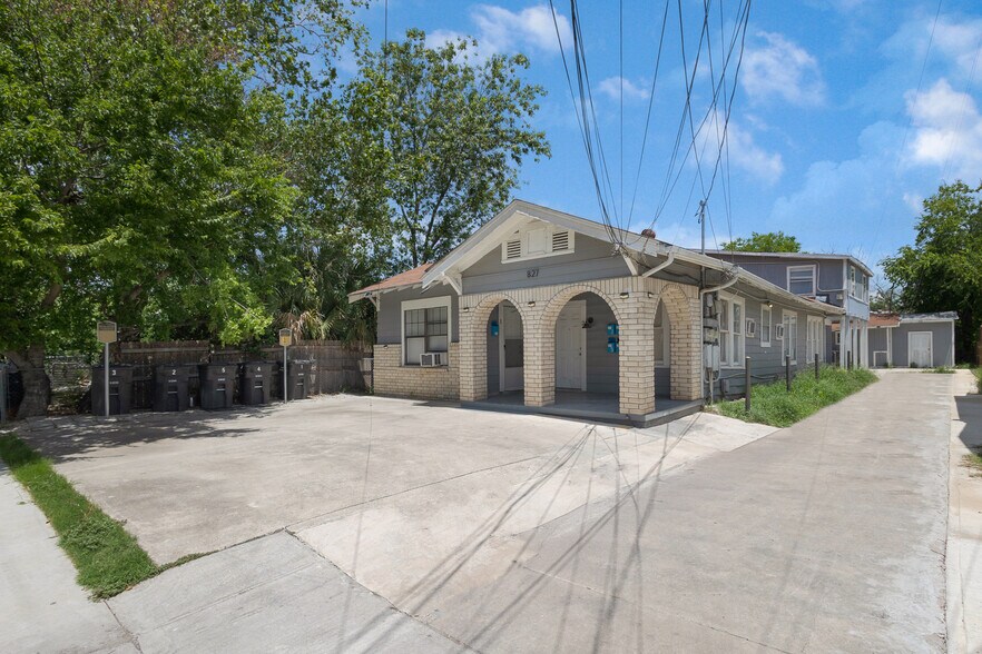 More Photos Of 827 W Rosewood Ave, San Antonio Apartments For Sale