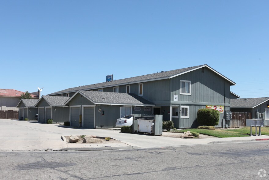 Primary Photo Of 770-849 Silverado St, Hanford Apartments For Sale