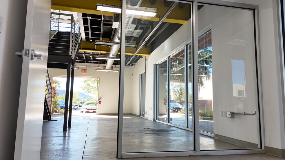 More Photos Of 1801 E Tahquitz Canyon Way, Palm Springs Medical For Lease