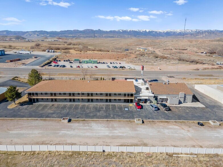 More Photos Of 1225 S State St, Salina Hotel For Sale