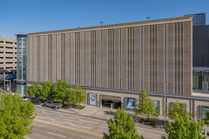 More Photos Of 499 W Sheridan Ave, Oklahoma City Office For Lease