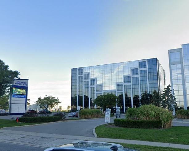 More Photos Of 6715 Airport Rd, Mississauga Unknown For Lease