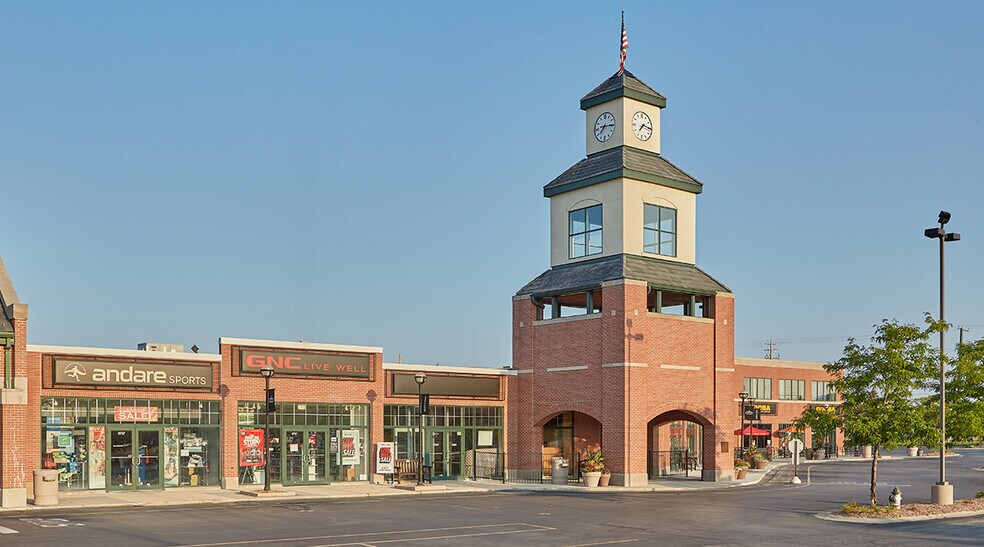 More Photos Of 8633-8799 N Port Washington Rd, Fox Point Unknown For Lease