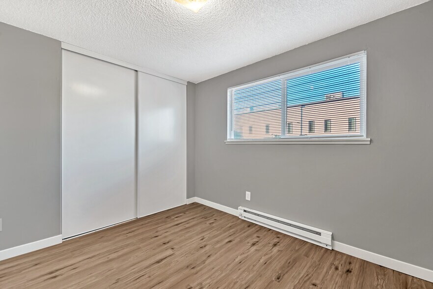 More Photos Of 9915 SW Frewing St, Portland Apartments For Sale