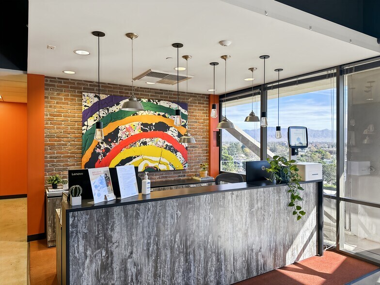 More Photos Of 15233 Ventura Blvd, Sherman Oaks Office For Lease