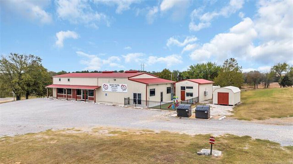 More Photos Of 4379 Highway 7 W, Sulphur Daycare Center For Sale