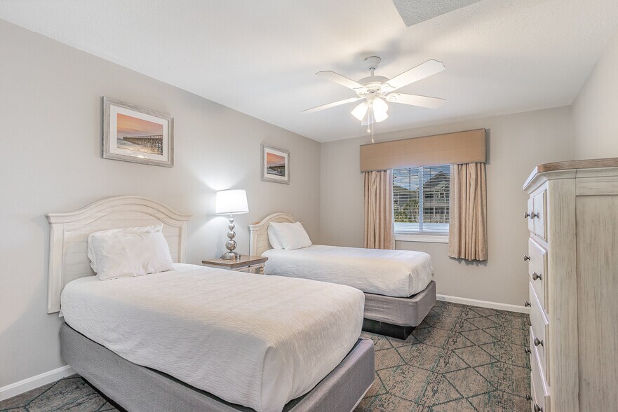 More Photos Of 1011 S Ocean Blvd, Surfside Beach Hotel For Sale