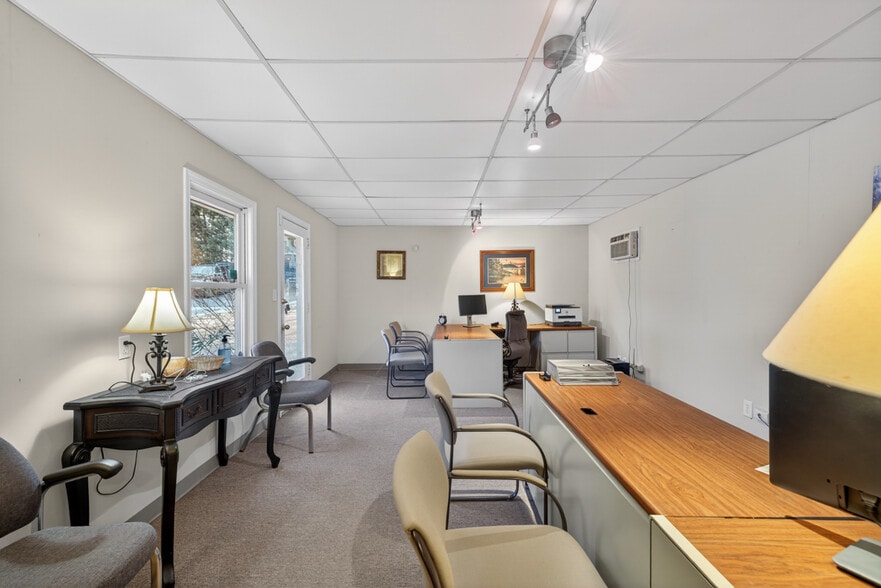 More Photos Of 1393 Church St, Decatur Office Residential For Sale