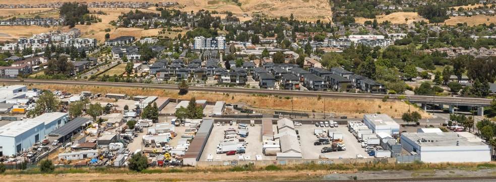 Primary Photo Of 29605 Pacific St, Hayward Self Storage For Sale