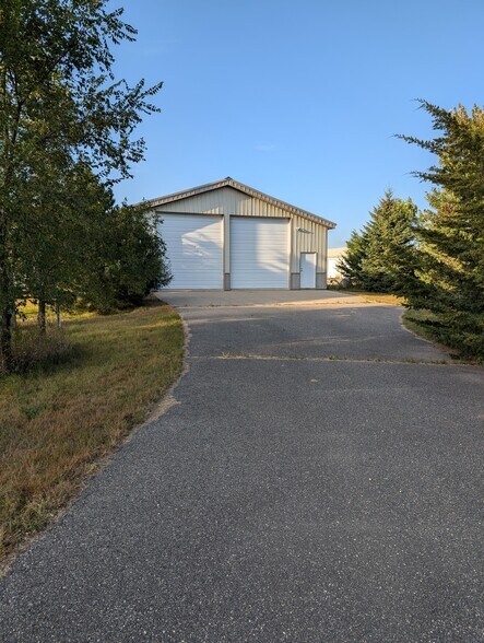 Primary Photo Of 780 E Pearl St, Kasota Warehouse For Sale